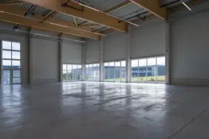 Hala E v Squarebizz Business Center Wien-Nord získala BREEAM „Excellent“ — nový štandard pre udržateľnú logistiku v Rakúsku